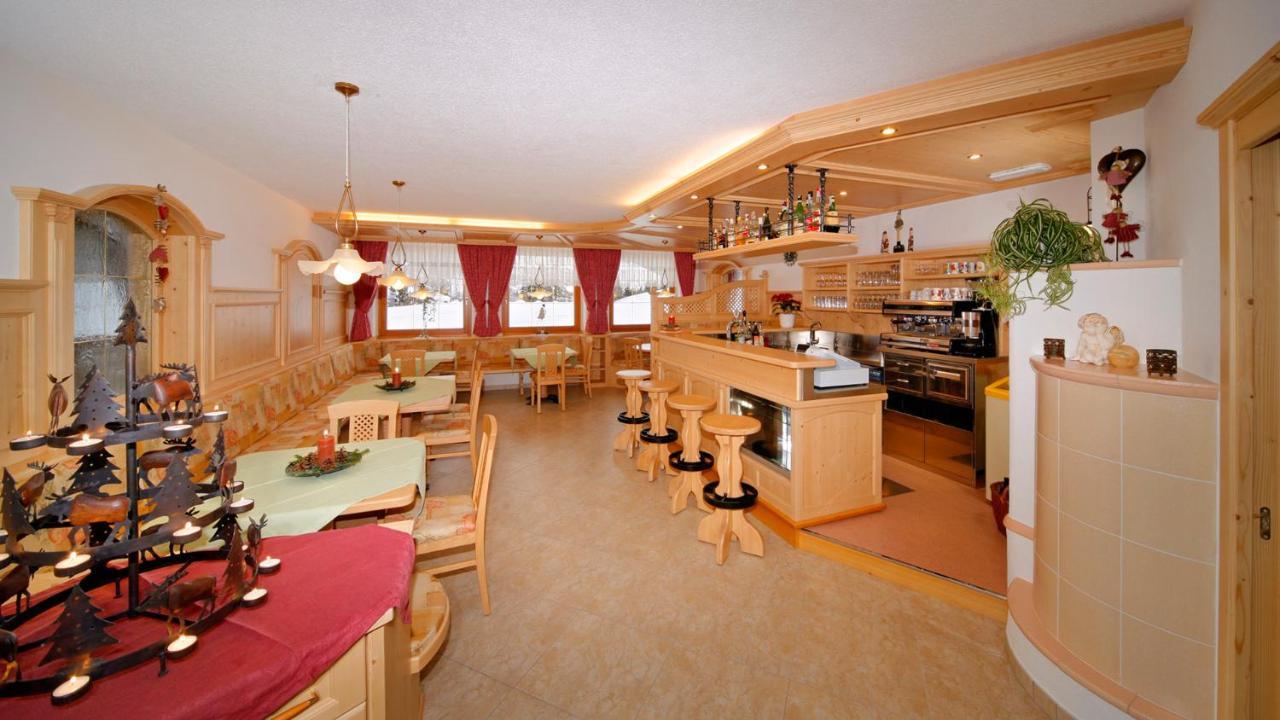 Gasthof Pension Innerhutt Pfelders Luaran gambar